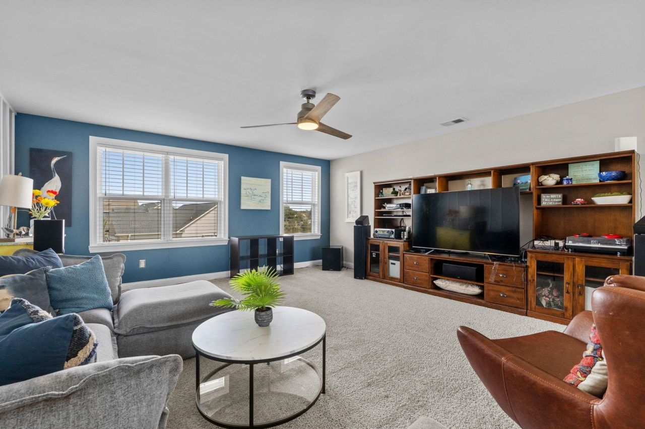 354 Mikita Dr. Photo 39