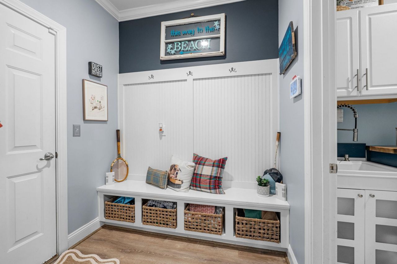 354 Mikita Dr. Photo 46