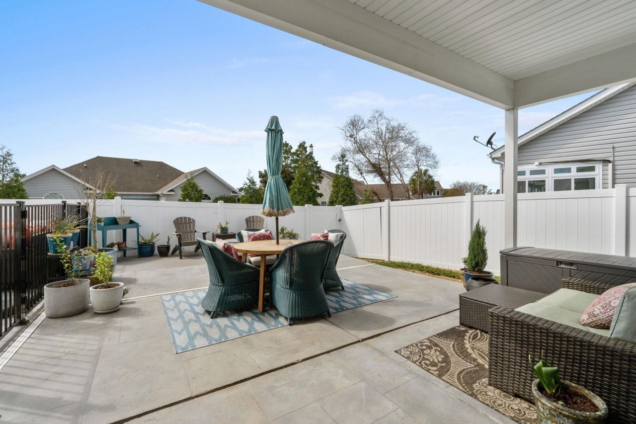 354 Mikita Dr. Photo 49