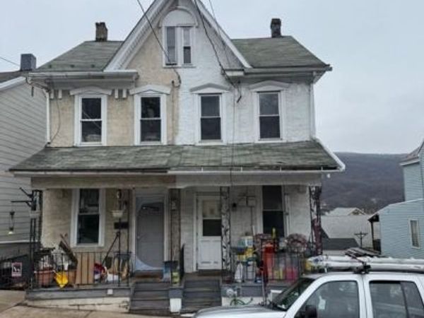 513 W MULBERRY STREET , SHAMOKIN, PA 17872