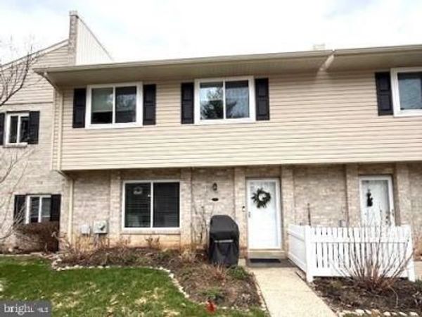 111 VILLAGE WALK , EXTON, PA 19341