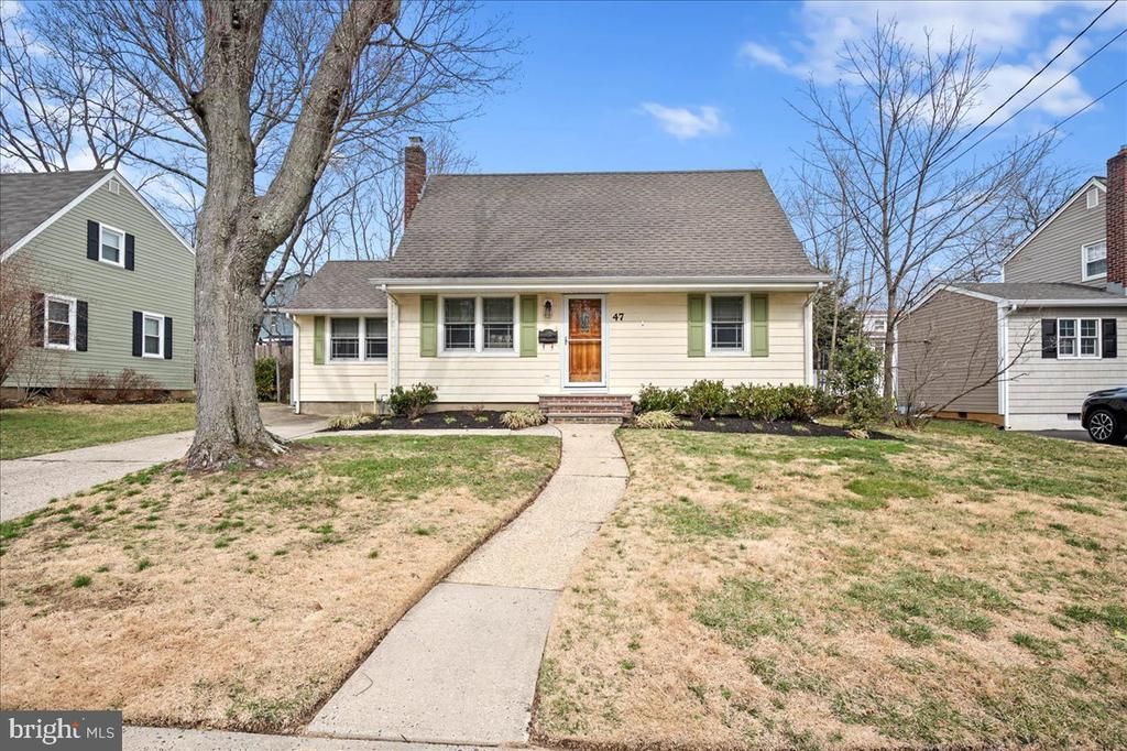 47 Mclean Street, Red Bank, NJ 07701 Main Photo