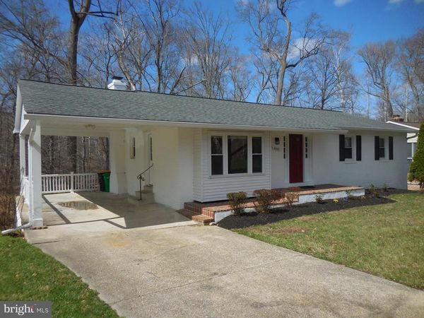 9702 GREEN APPLE TURN, UPPER MARLBORO, MD 20772