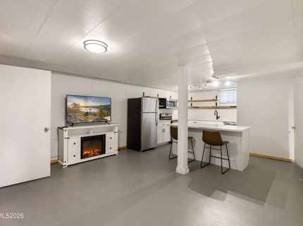 1060 Whitaker Drive, Reno, NV 89503 Photo