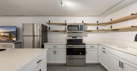 1060 Whitaker Drive, Reno, NV 89503 Photo