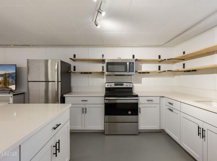 1060 Whitaker Drive, Reno, NV 89503 Photo