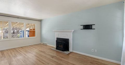 1060 Whitaker Drive, Reno, NV 89503 Photo