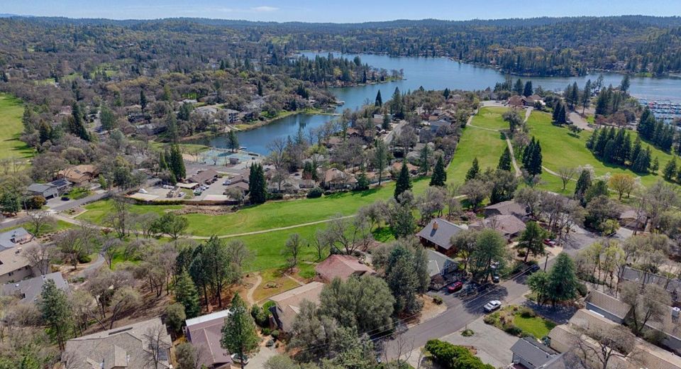 23183 Cypress Point Ct, Auburn, CA 95602 Photo