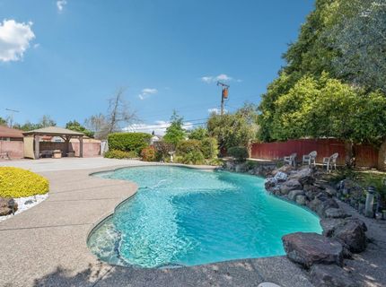 7363 West Pkwy, Sacramento, CA 95823 Photo