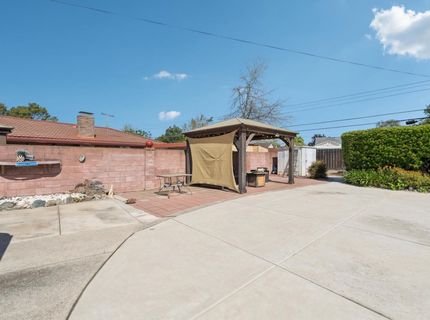 7363 West Pkwy, Sacramento, CA 95823 Photo