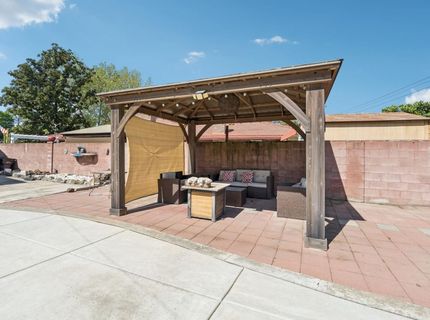 7363 West Pkwy, Sacramento, CA 95823 Photo