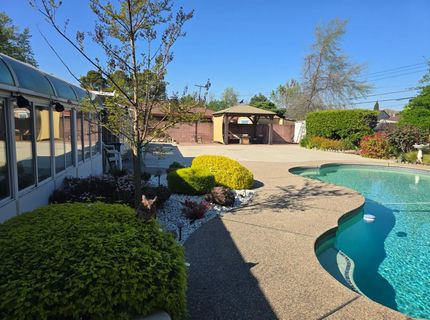 7363 West Pkwy, Sacramento, CA 95823 Photo