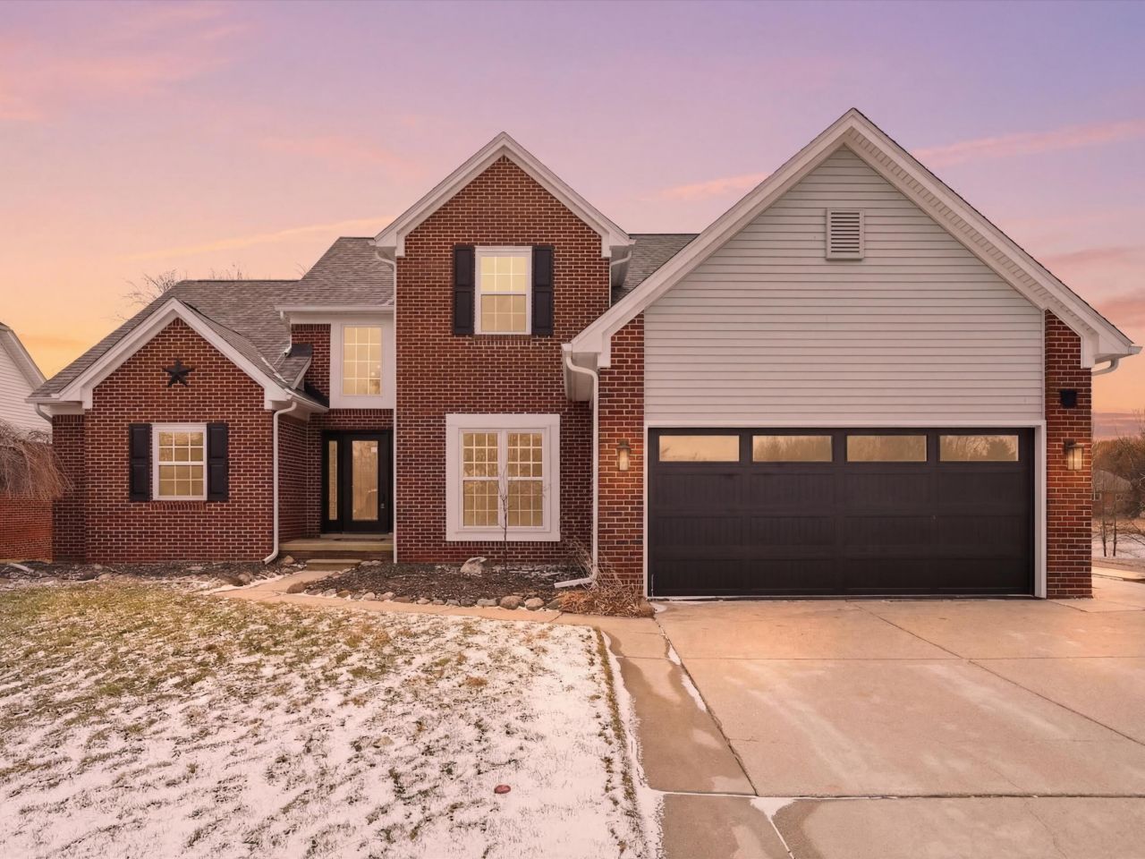 36580 N Pointe Drive, New Baltimore, MI 48047 Main Photo