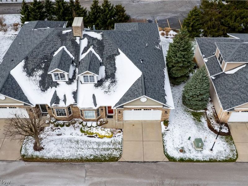 20 Somerset Drive , Rocky River, OH 44116 Photo 2