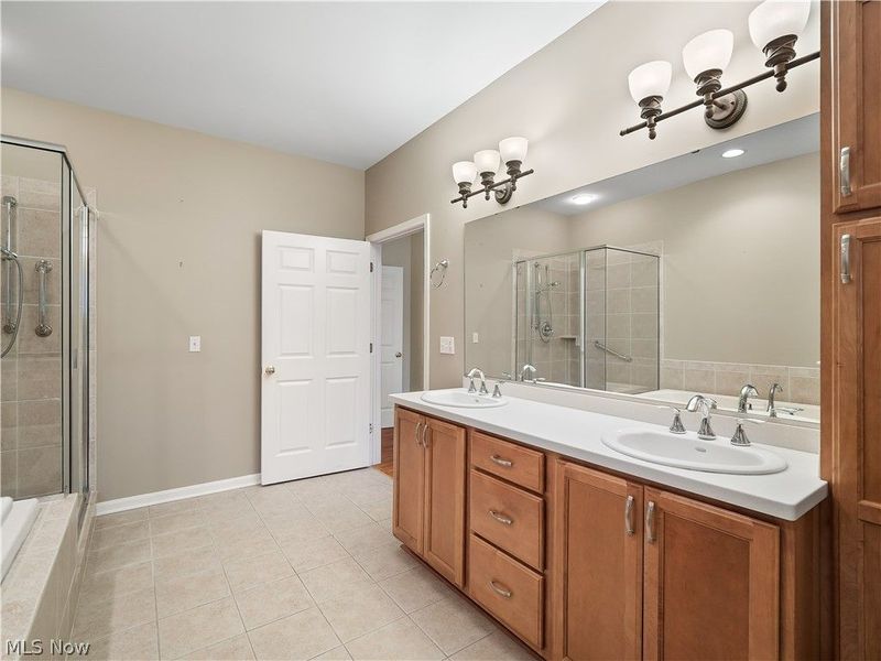 20 Somerset Drive, Rocky River, OH 44116 Photo 28