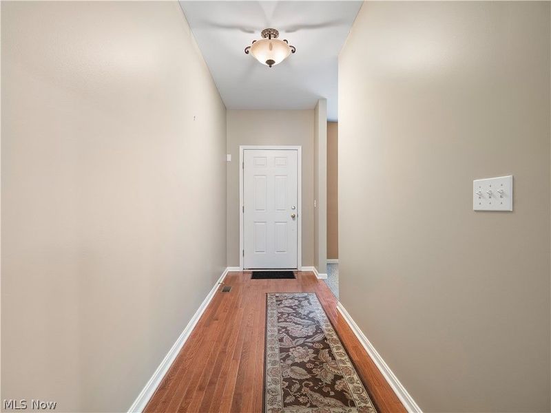 20 Somerset Drive, Rocky River, OH 44116 Photo 5