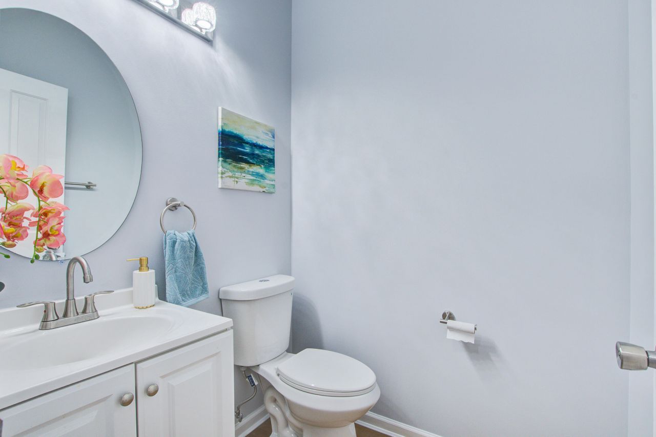 144 Graduate Lane Photo 12