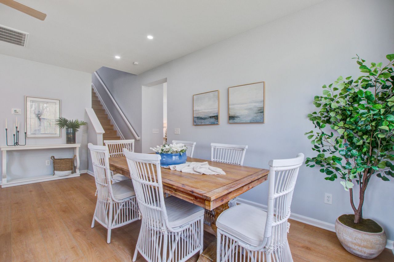 144 Graduate Lane Photo 15