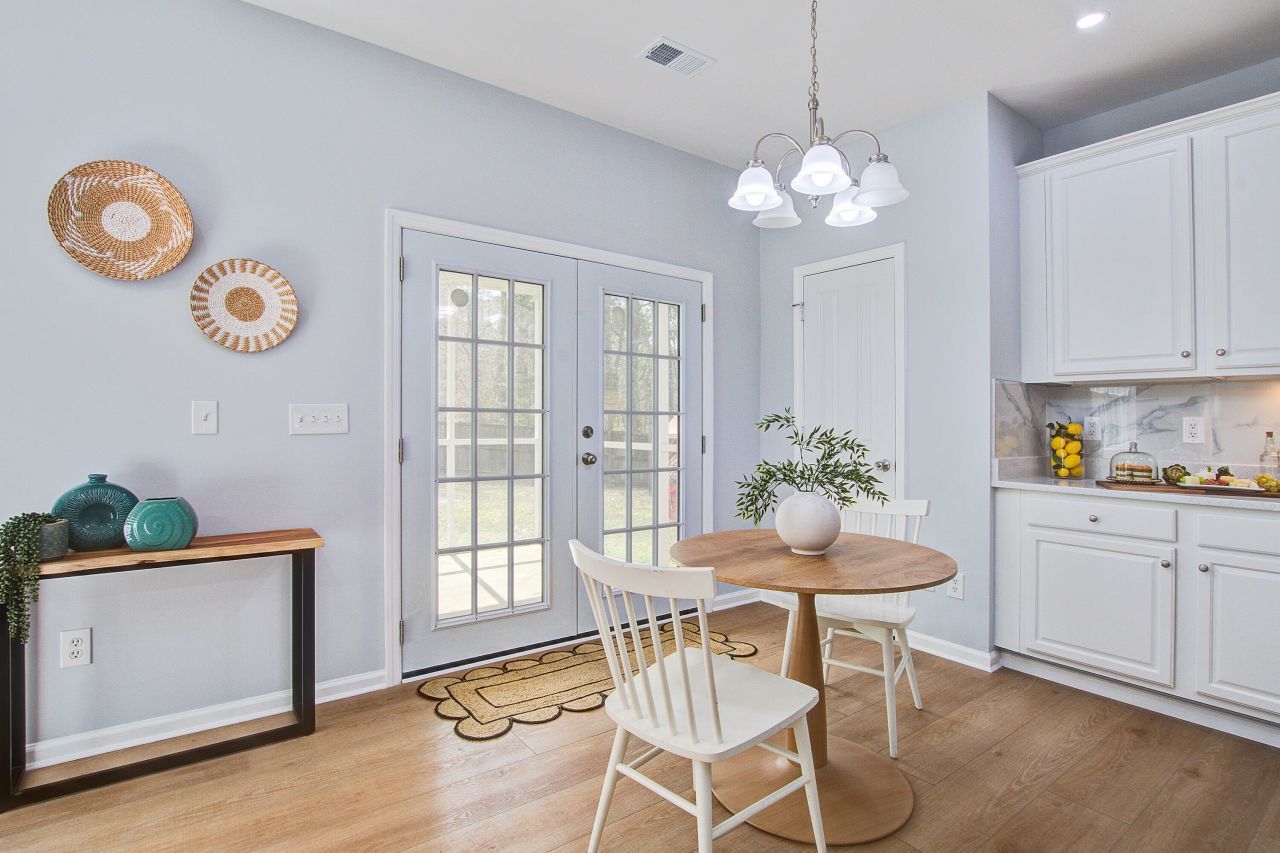 144 Graduate Lane Photo 19