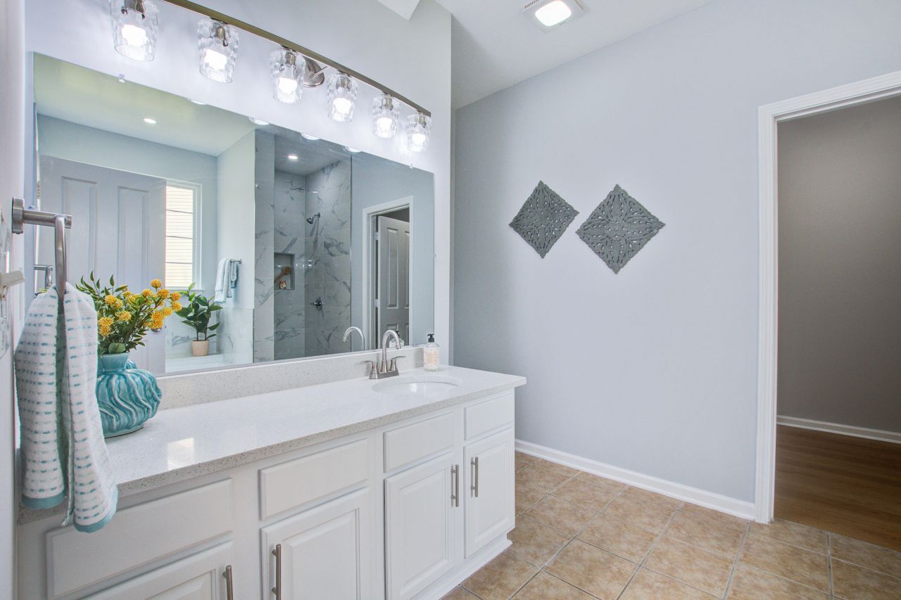 144 Graduate Lane Photo 27