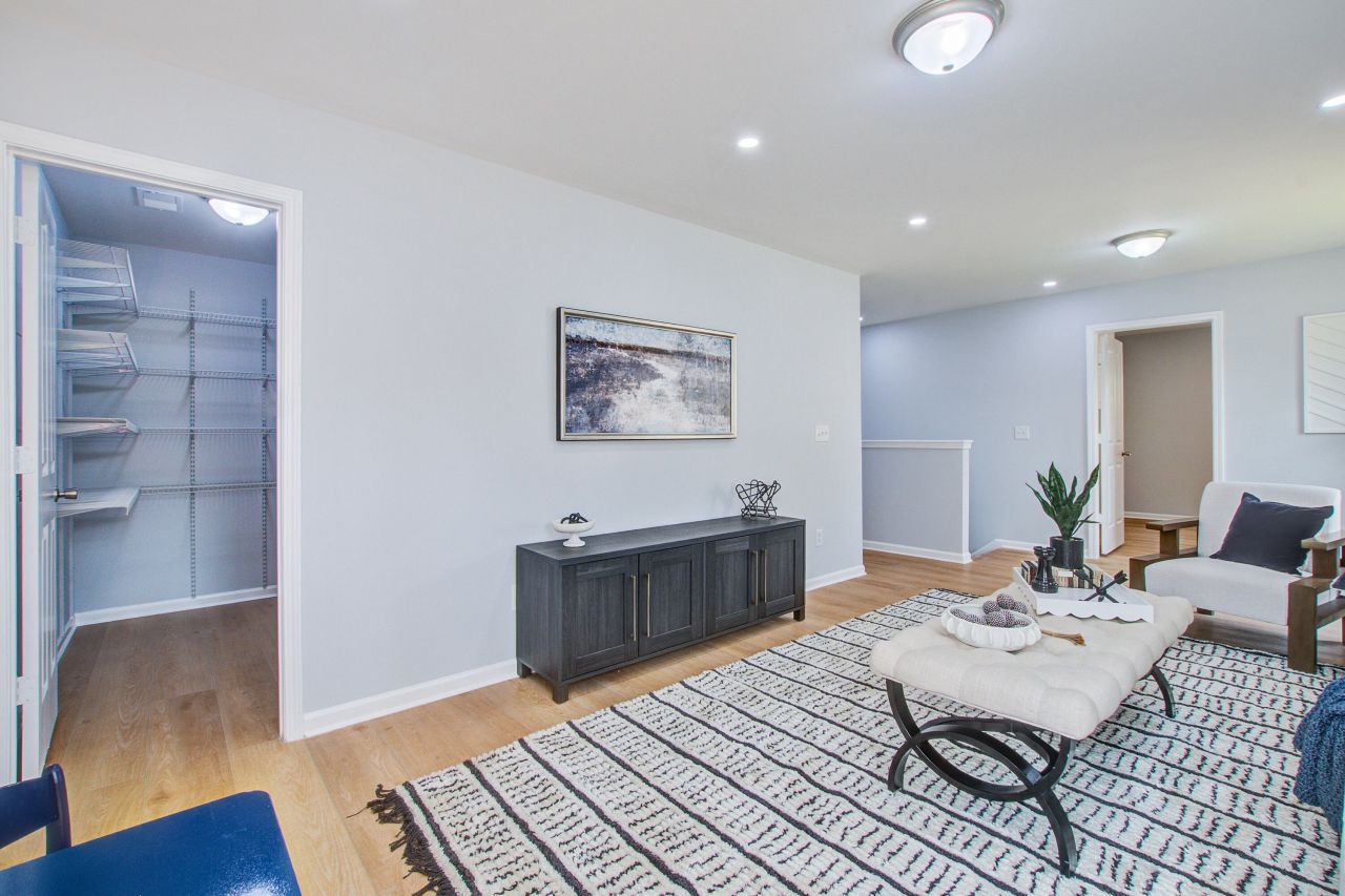 144 Graduate Lane Photo 31