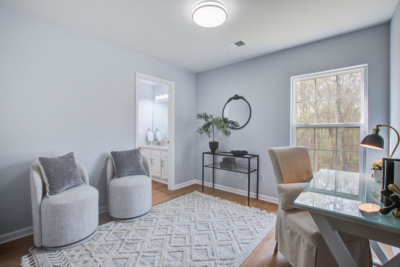 144 Graduate Lane Photo 32