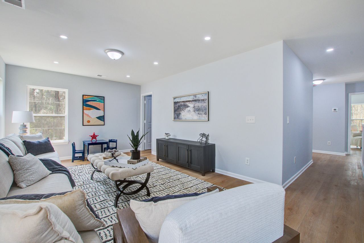 144 Graduate Lane Photo 33