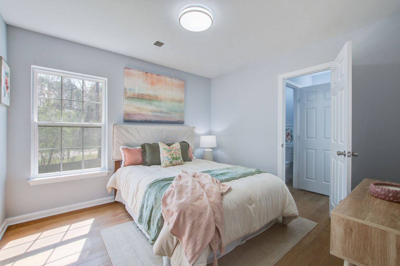 144 Graduate Lane Photo 35