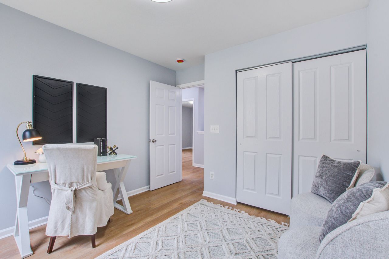 144 Graduate Lane Photo 39