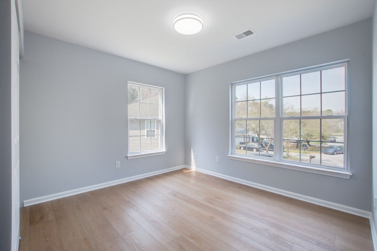 144 Graduate Lane Photo 40