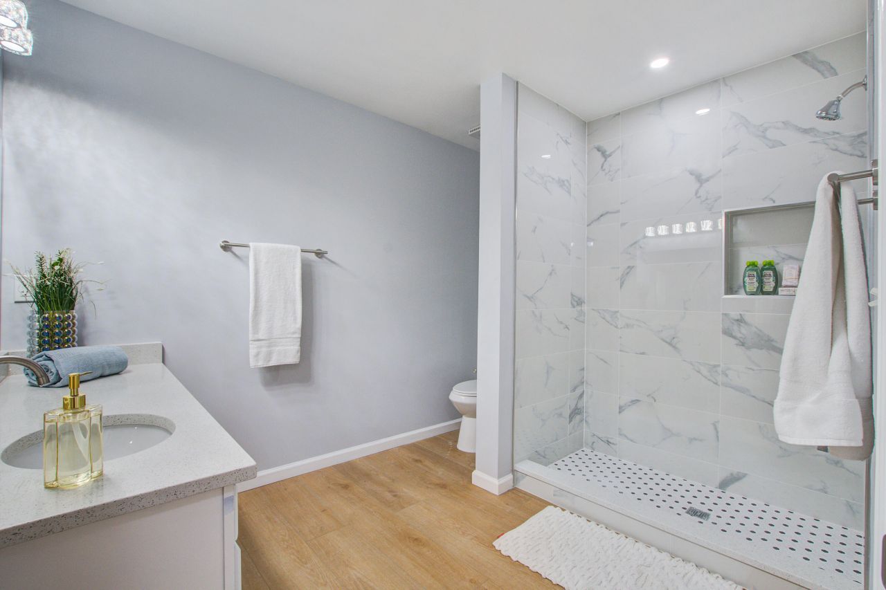 144 Graduate Lane Photo 43