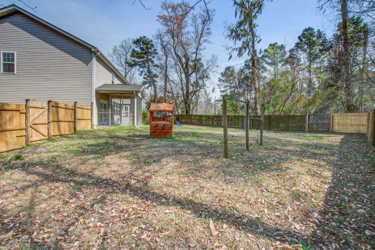 144 Graduate Lane Photo 48