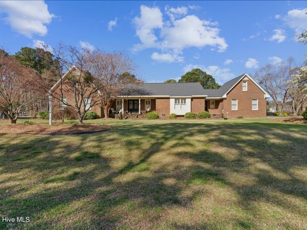 4801 Country Club Drive N, Wilson, NC 27896