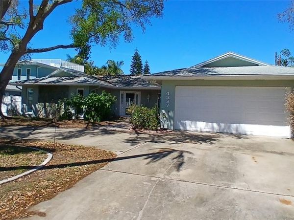 4397 HARBOR HILLS DRIVE , LARGO, FL 33770
