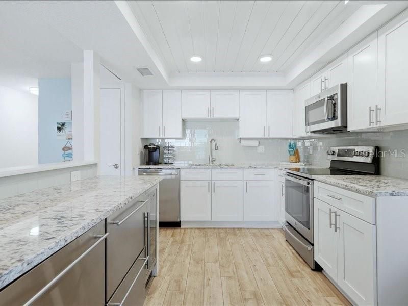 1848 Shore Drive S, Unit 301, South Pasadena, FL 33707 Photo