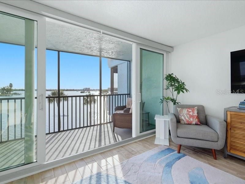 1848 Shore Drive S, Unit 301, South Pasadena, FL 33707 Photo