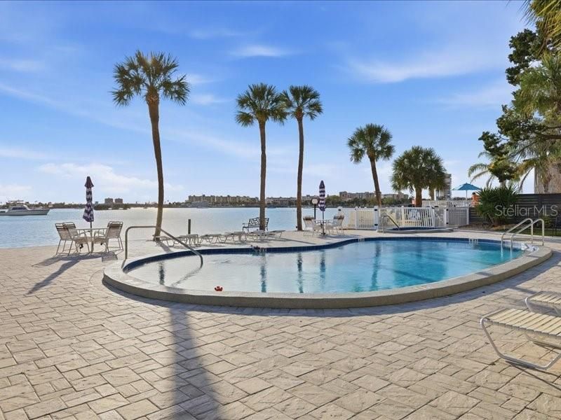 1848 Shore Drive S, Unit 301, South Pasadena, FL 33707 Photo