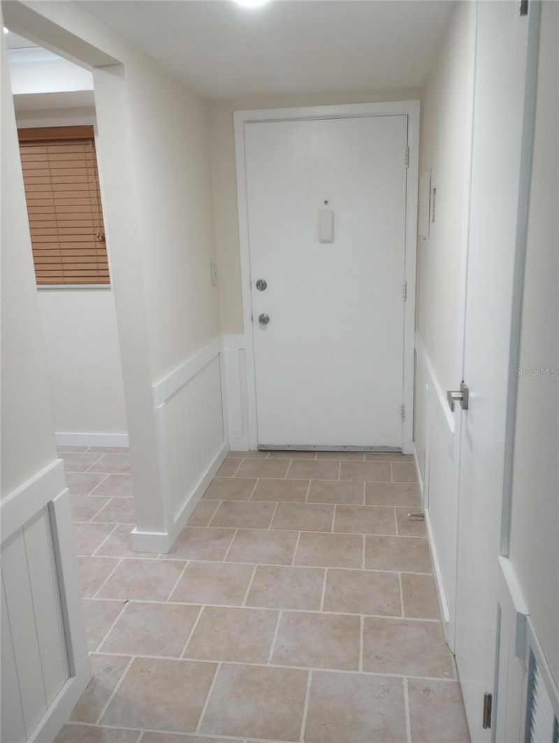 1310 Glen Oaks Drive E, Unit 183E, Sarasota, FL 34232 Photo