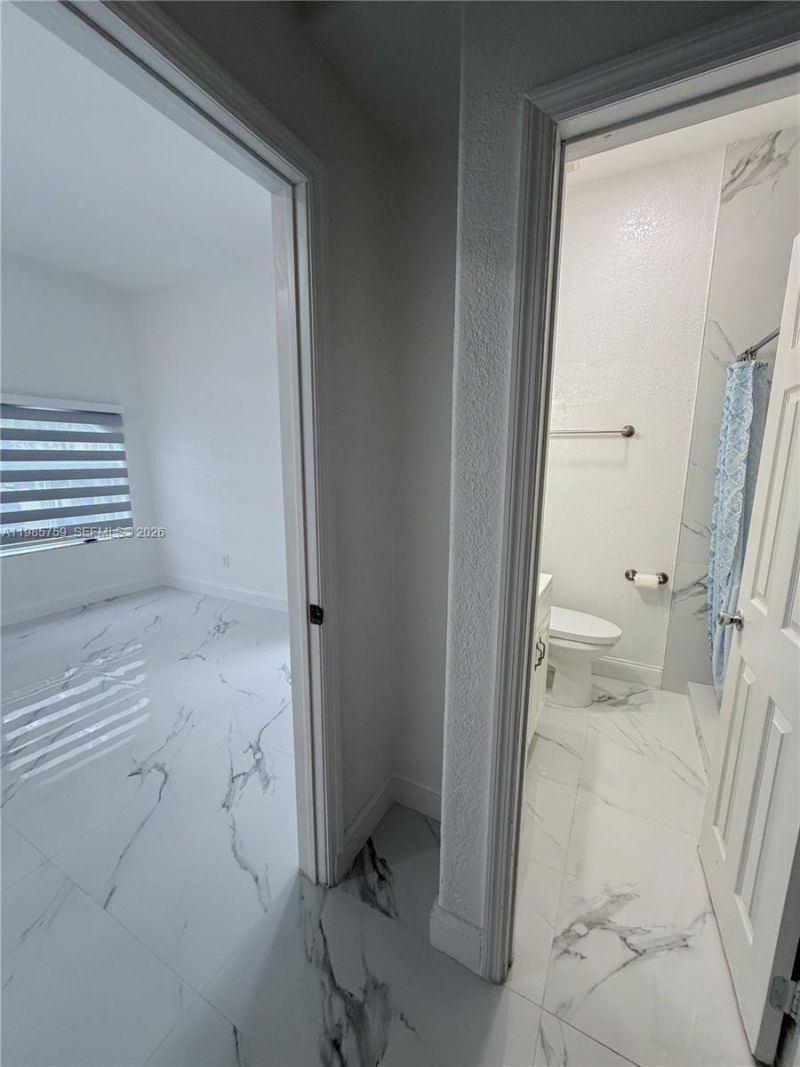 16242 SW 42nd Ter, Miami, FL 33185 Photo