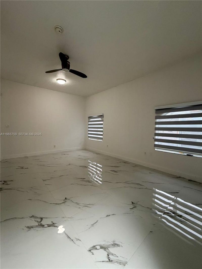 16242 SW 42nd Ter, Miami, FL 33185 Photo