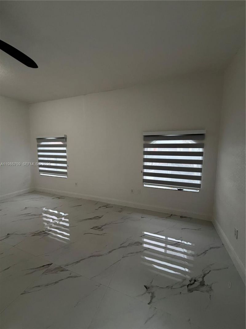 16242 SW 42nd Ter, Miami, FL 33185 Photo