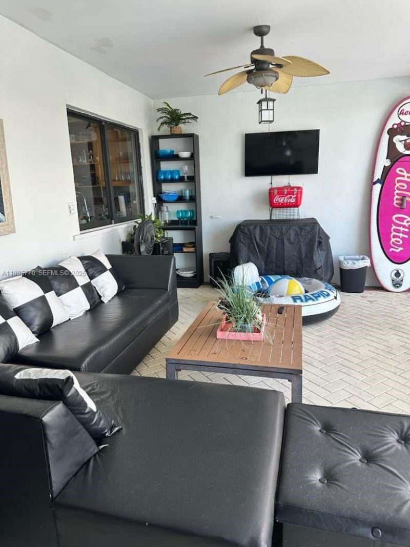 2827 Mckinley St , Hollywood, FL 33020 Photo