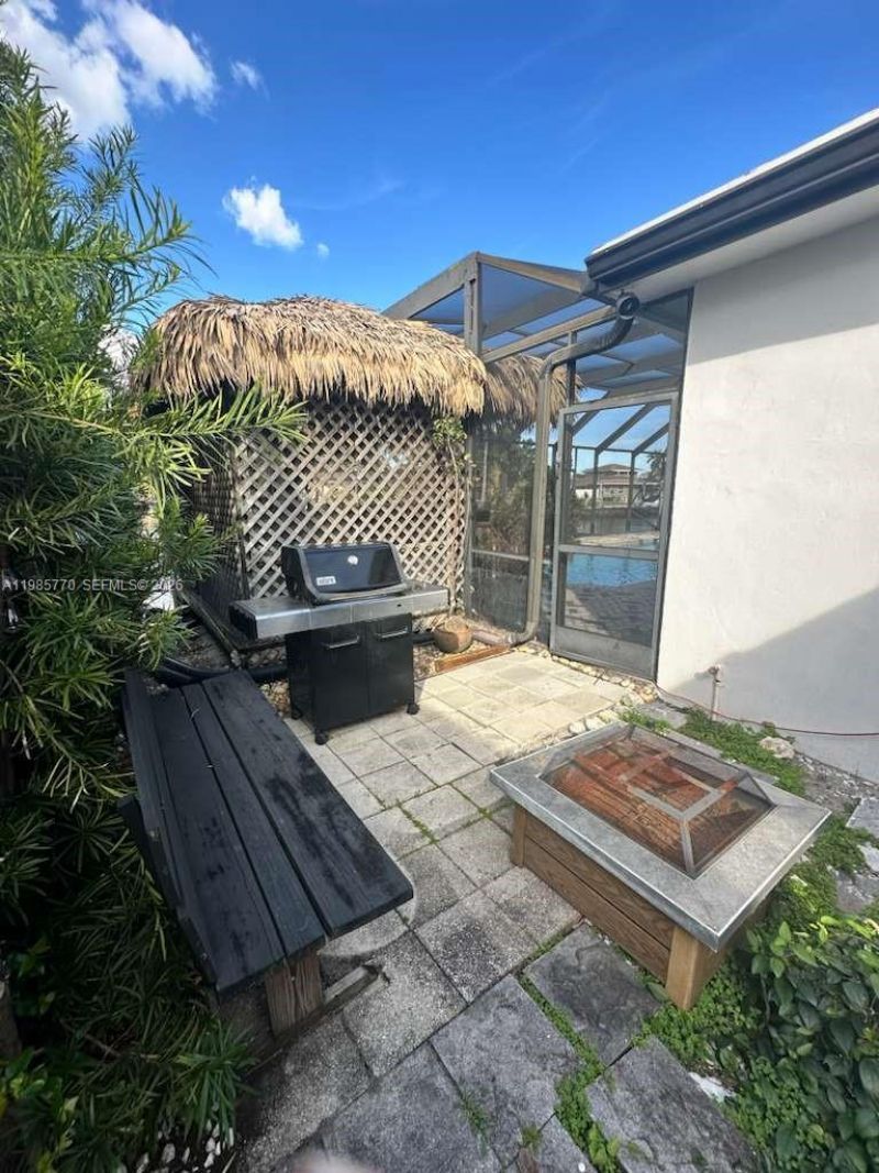 2827 Mckinley St , Hollywood, FL 33020 Photo