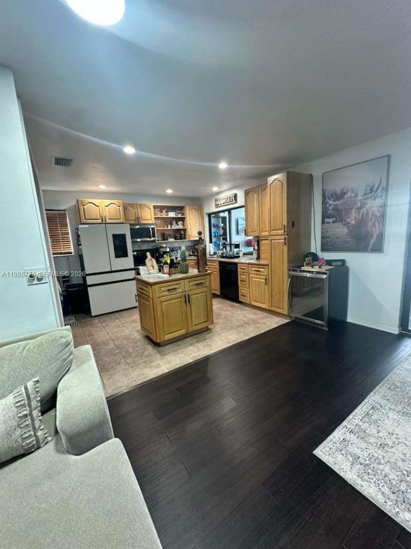 2827 Mckinley St , Hollywood, FL 33020 Photo