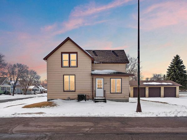 529 Division Street, Brownton, MN 55312