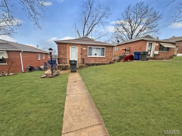 6220 Minnesota Avenue , St Louis, MO 63111