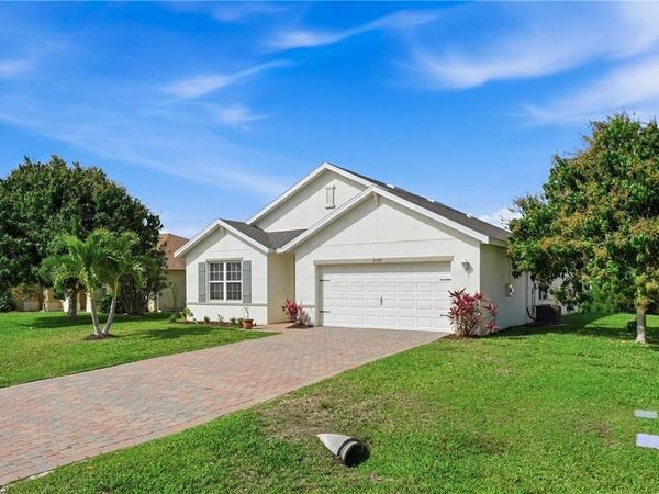 2006 SW 15th AVE, CAPE CORAL, FL 33991