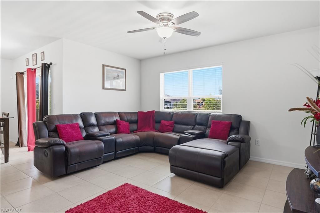 2006 SW 15th Ave, Cape Coral, FL 33991 Photo