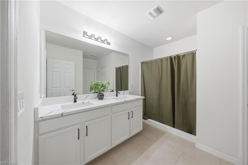 2006 SW 15th Ave, Cape Coral, FL 33991 Photo