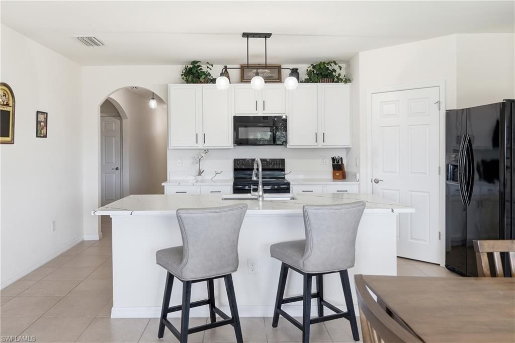 2006 SW 15th Ave, Cape Coral, FL 33991 Photo